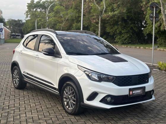 FIAT ARGO 1.3 FIREFLY FLEX TREKKING MANUAL FIAT ARGO 1.3 FIREFLY FLEX TREKKING MANUAL